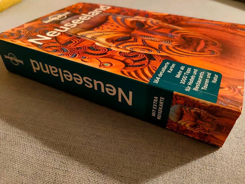Libri: Neuseeland Ratgeber mit Karte – Usato da Winterthur venduto da jellybean07 2