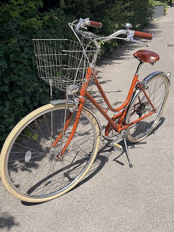 Siech Vélos: Siech Comfort Damenvelo mit Korb – Neuf (Voir description) à Zürich par fre_pkm6 1