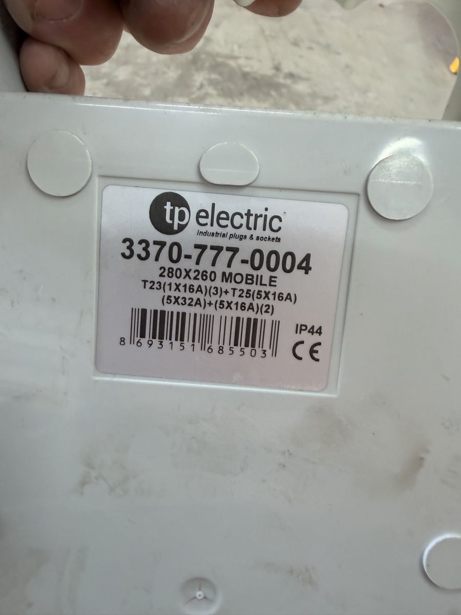 Elettrotecnica: TP Electric Stromverteiler IP44 – Usato da Beckenried venduto da chef3945 4