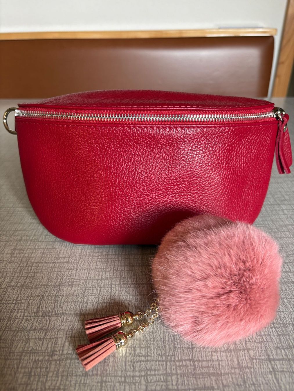 Sacs femmes: Bauch / Brusttasche echtes Leder – Neuf (Voir description) à Grellingen par Apibox 3