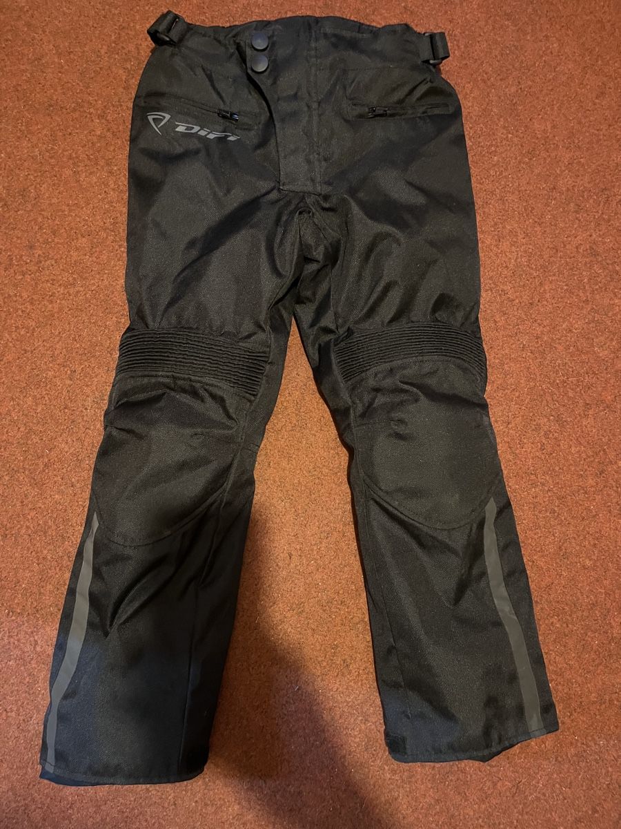 Pantaloni: Kinder Motorradhose – Usato da Innerberg venduto da karassli