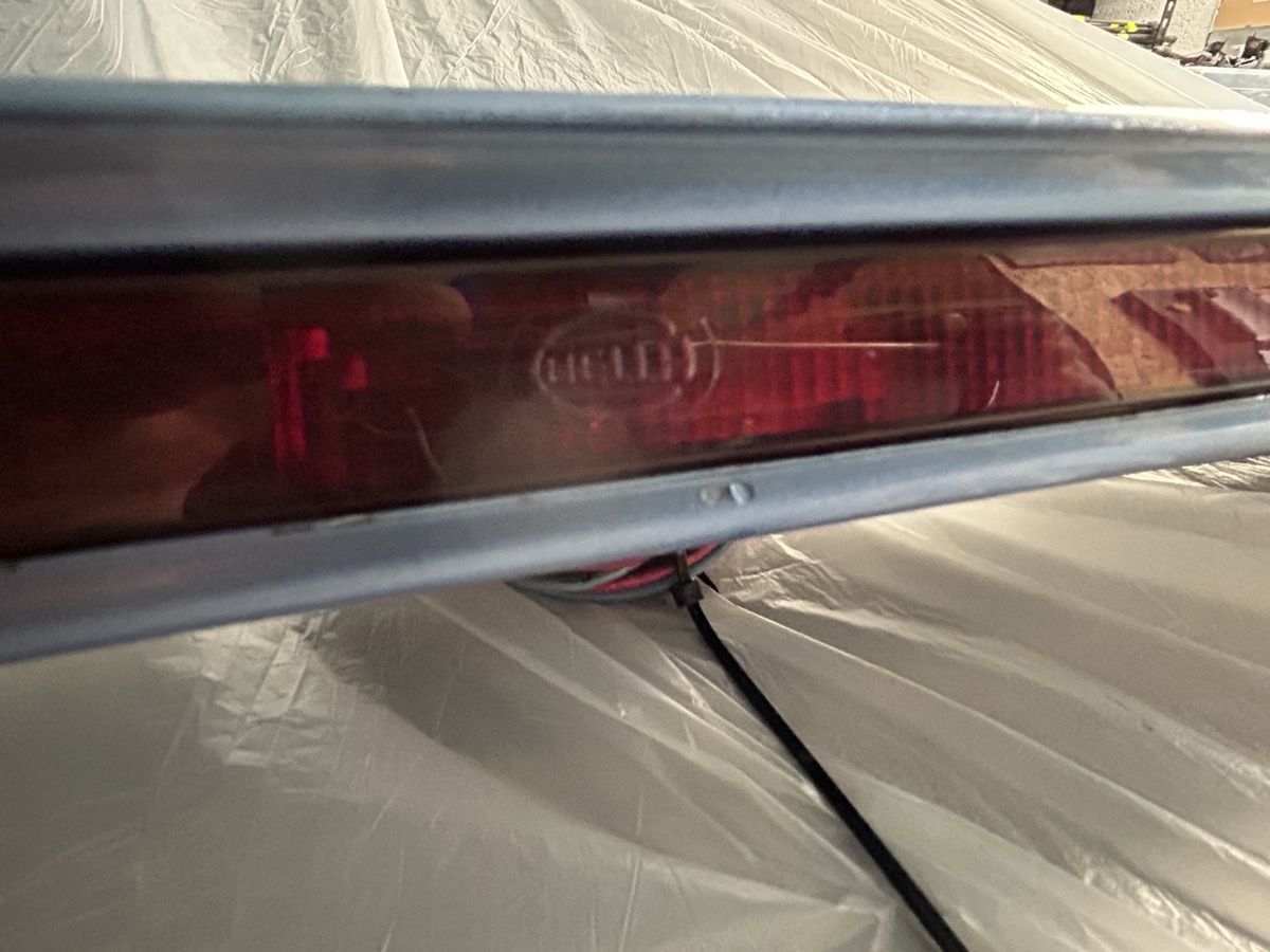 Volkswagen Tutti pezzi di ricambio auto: Aileron VW golf 3 zender – Usato da Muraz (Collombey) venduto da Wolfdog1978 3