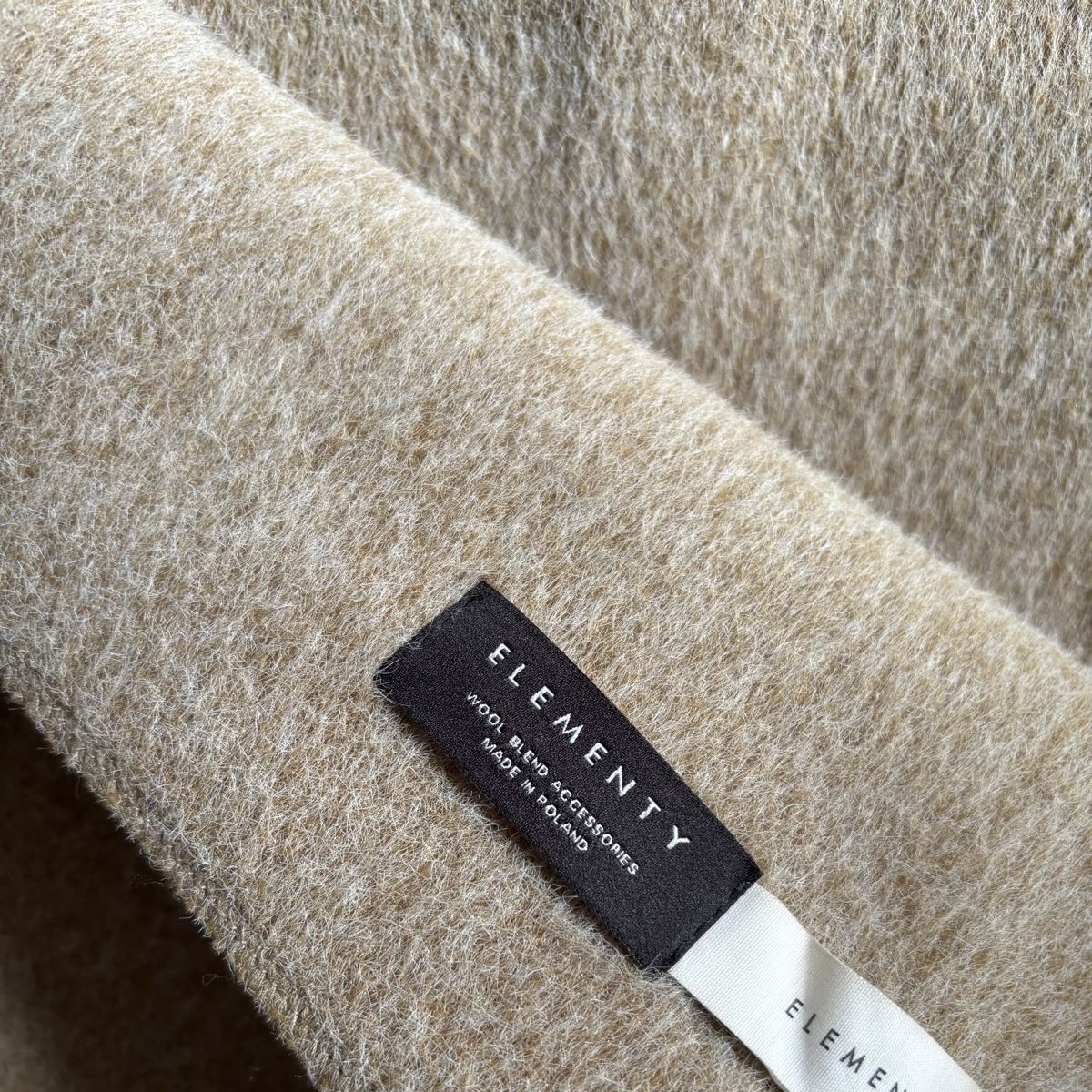 Foulards & écharpes: Long wool blend scarf Elementy  – D'occasion à Villard-sur-Chamby par kamila_1024 1