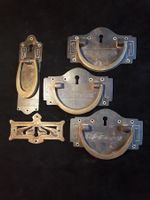 5 Original Art Déco und Jugendstil Messing Möbelbeschläge