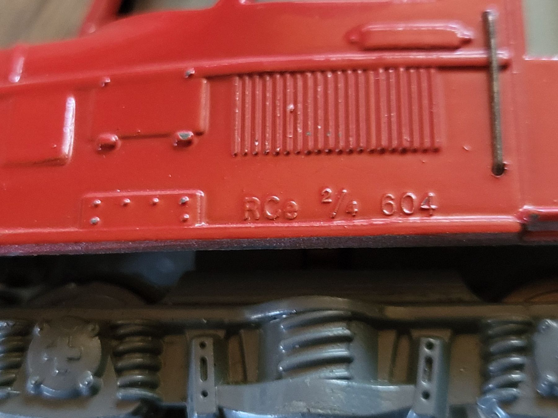 Hag Modellini di ferrovie: Hag Triebwagen "Roter Pfeil H0 defekt – Usato da Sonceboz-Sombeval venduto da ant_cd5j 6