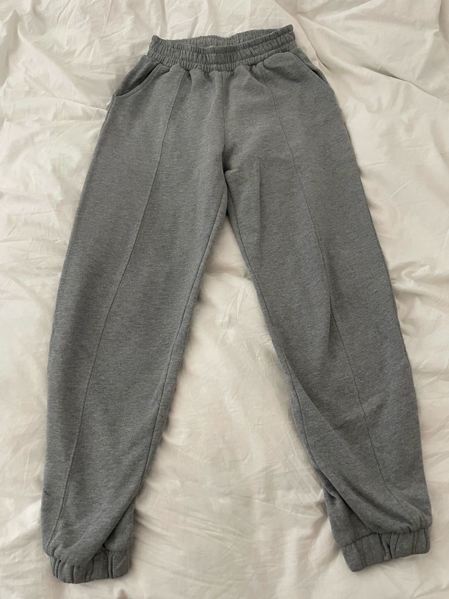 Pantaloni: Graue Jogginghose, Grösse 34 – Usato da Untersiggenthal venduto da bla_55sl