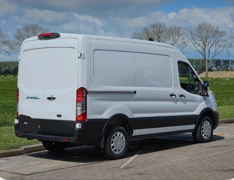 Ford Veicoli commerciali: Zum Vermietern steht einFord Tranzit 2.0 TDI Diesel – Usato da St.Gallen venduto da Nele23 2