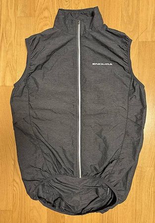 Endura Pakagilet, Grösse L
