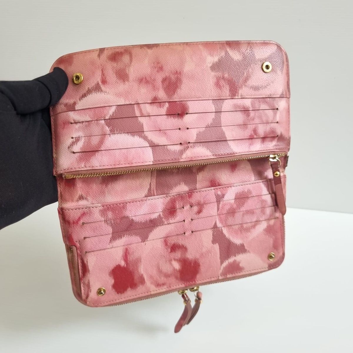 Louis Vuitton Portemonnaies: LV Insolite IKAT Indian Rose – D'occasion à Heimberg par Sabe_Frau 8