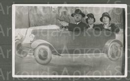 AK sw rassiger Oldtimer-Ausflug zur Mustermesse Basel ≈ 1929