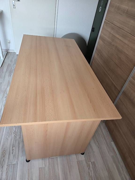 Scrivanie: bureau en bois pour enfant/ado – Usato da Eschert venduto da pie_zm2q 2