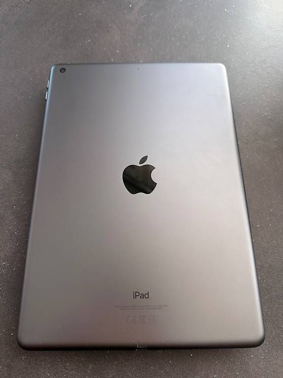 Tablettes PC: iPad 9e génération 64 GB + coque originale – D'occasion à Chavannes-Renens par zafery 1