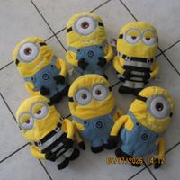 Minions Plüschtiere 6 Stk guter Zustand