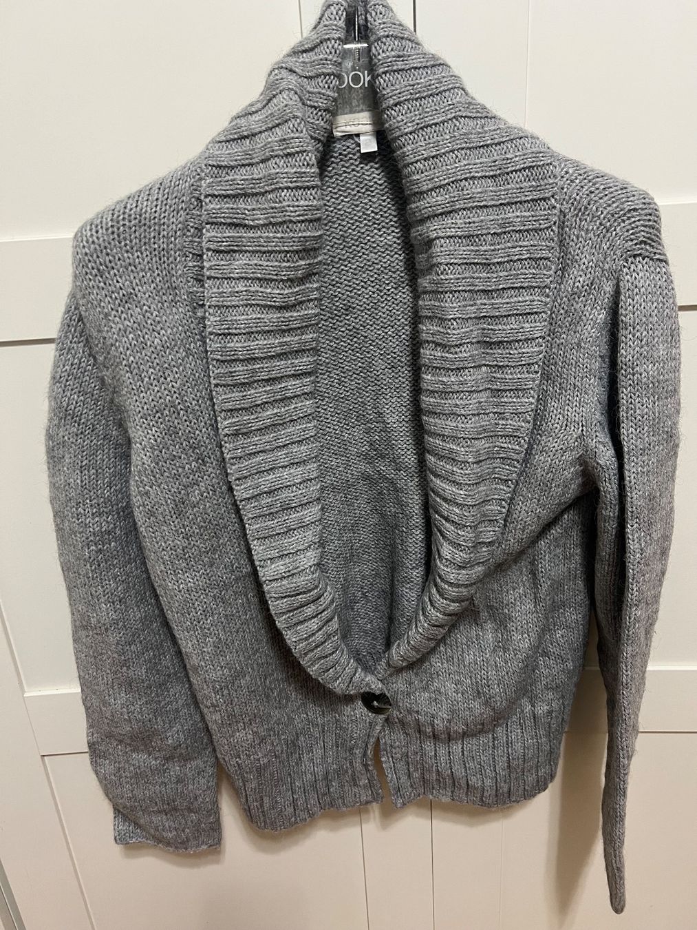 Pulls & Sweat-shirts: Strickjacke – D'occasion à Ebikon par Venus025
