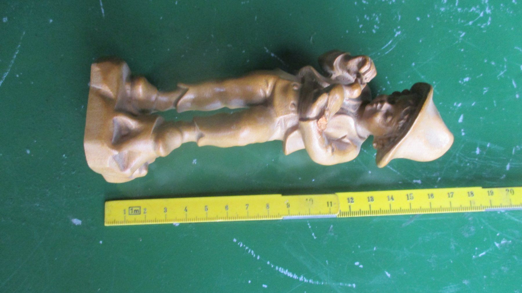 Statuette: Geschnitzter Bub mit Taube – Usato da Weier im Emmental venduto da waefler03 7