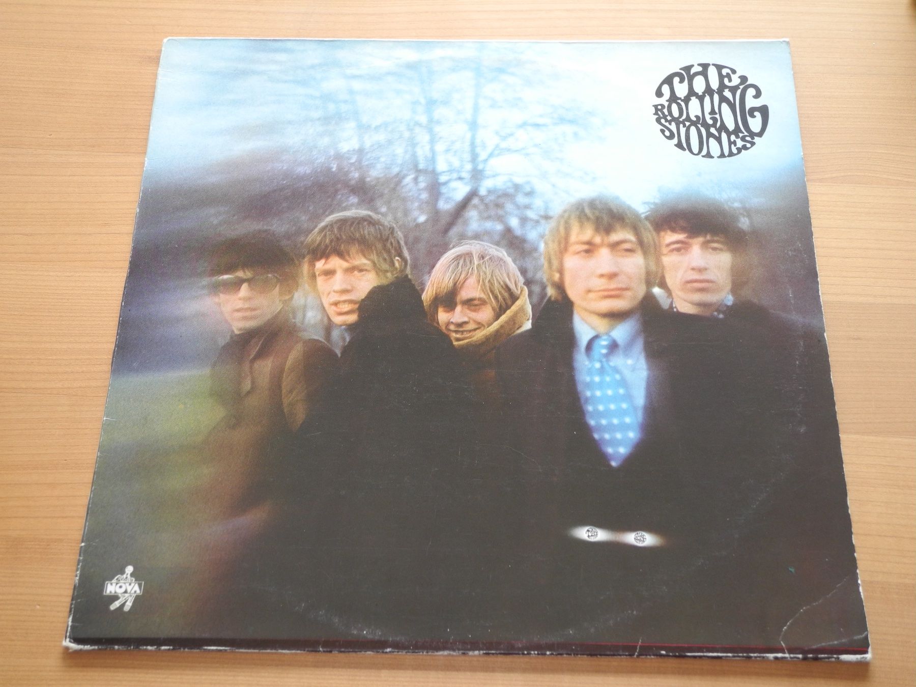 Dischi in vinile: ROLLING STONES: BETWEEN THE BUTTONS - NOVA – Nuovo (secondo la descrizione) da Fahrwangen venduto da Swirl2