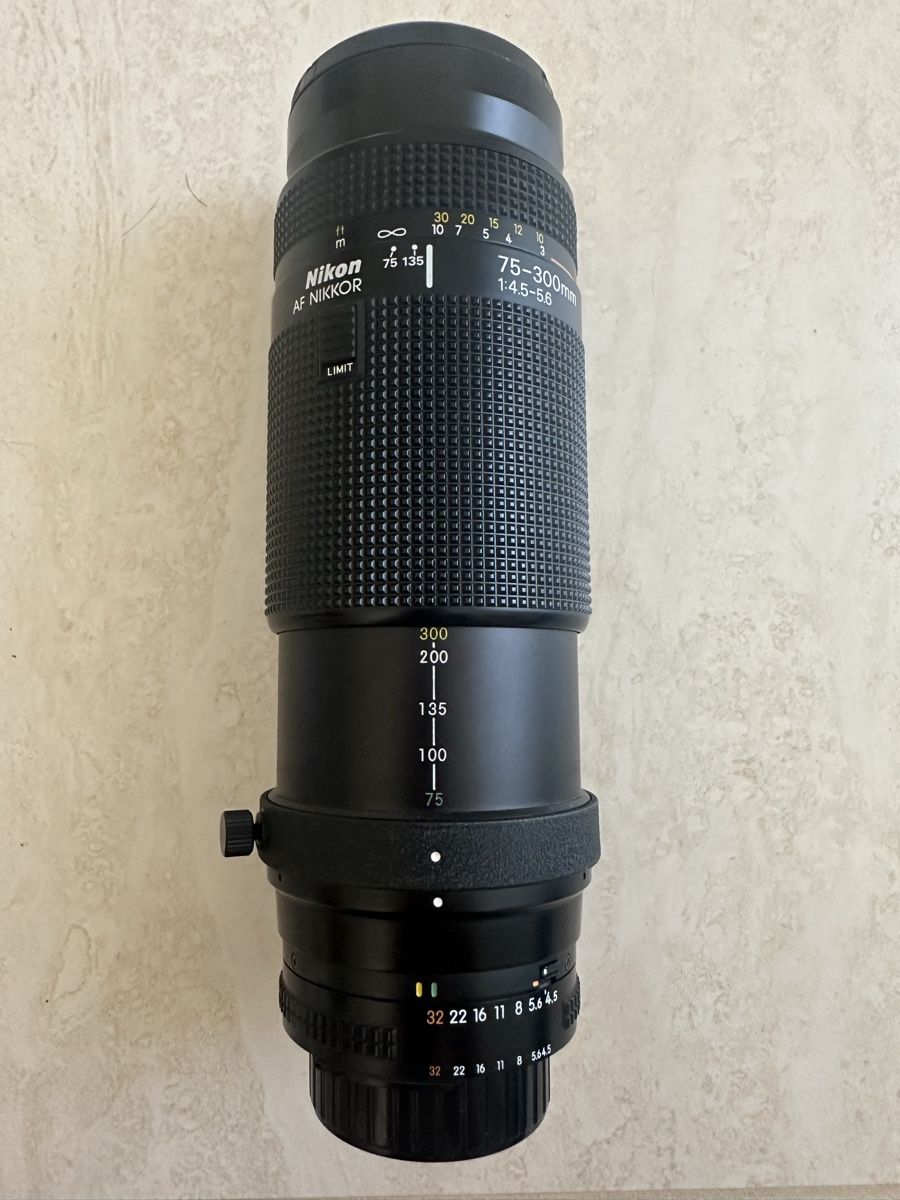 Nikon Obiettivi: Nikon AF Nikkor 75-300mm – Usato da Ponte Capriasca venduto da michesa 1