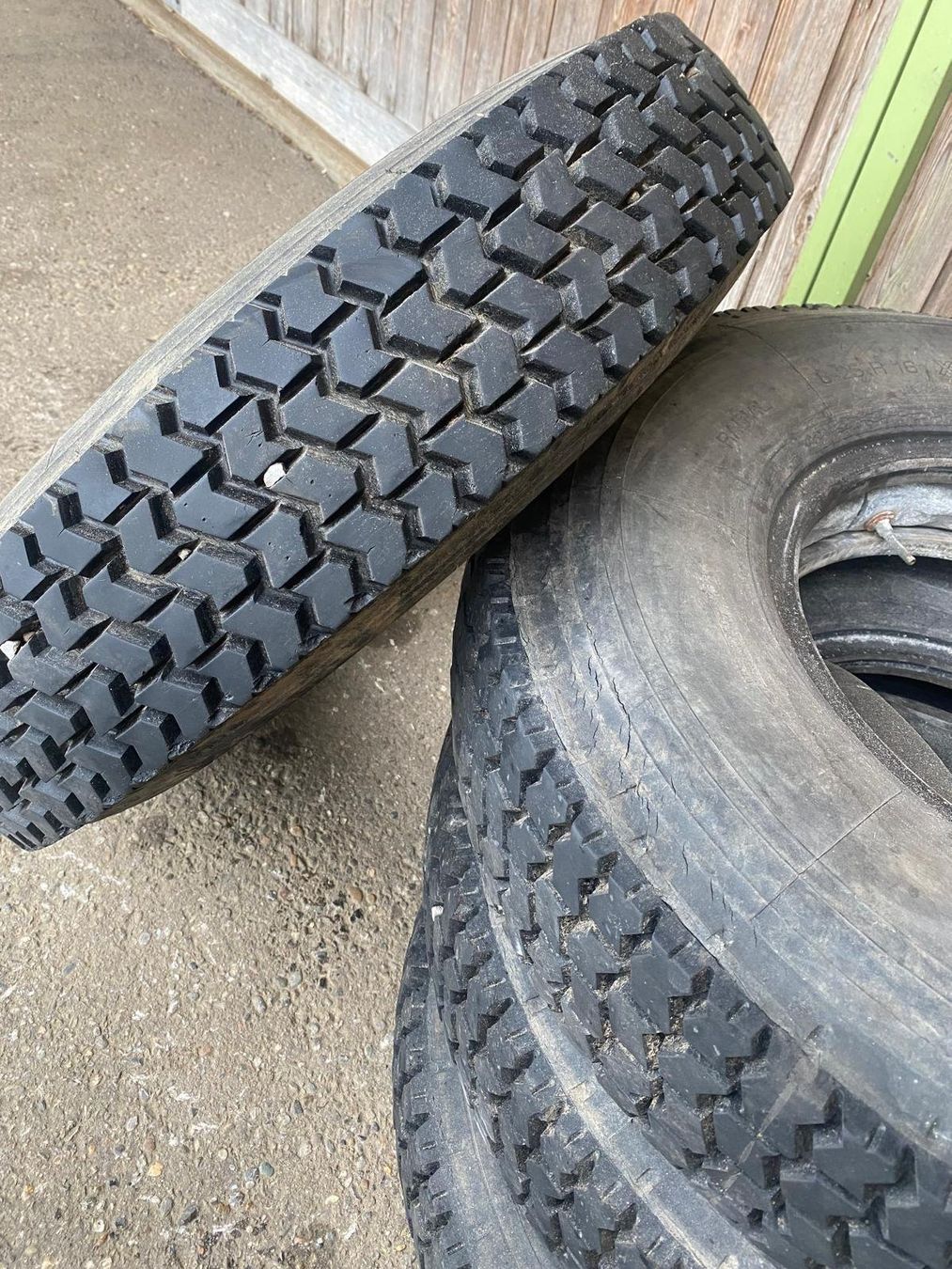 Pneumatici & Ruote complete: LKW Reifen 8.25 R16 – Usato da Dietschwil venduto da AMMichi70