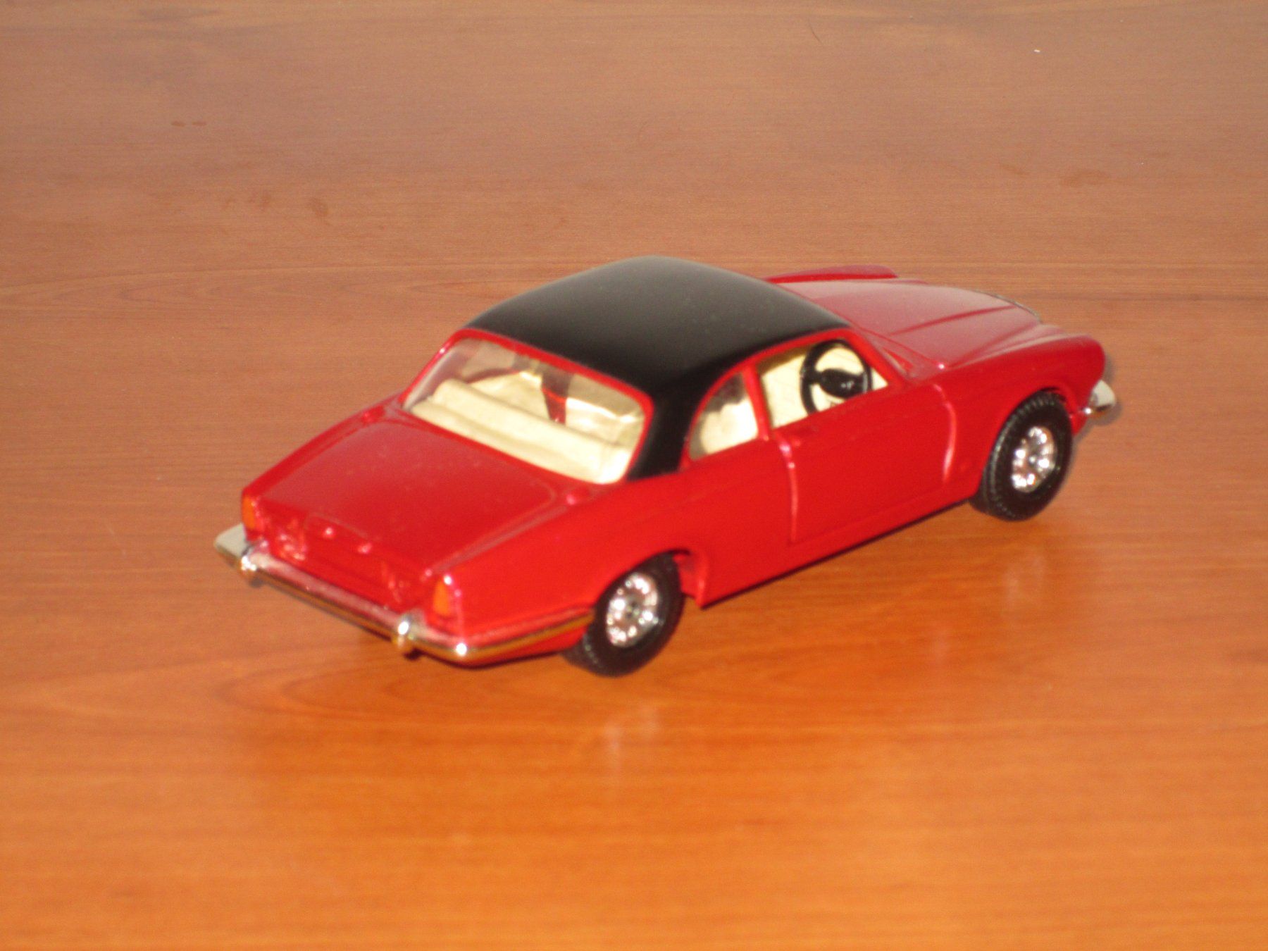Corgi Toys Modellini d'auto: Corgi  JAGUAR XJ12C  1/36 – Usato da Bonfol venduto da zagato43e 1
