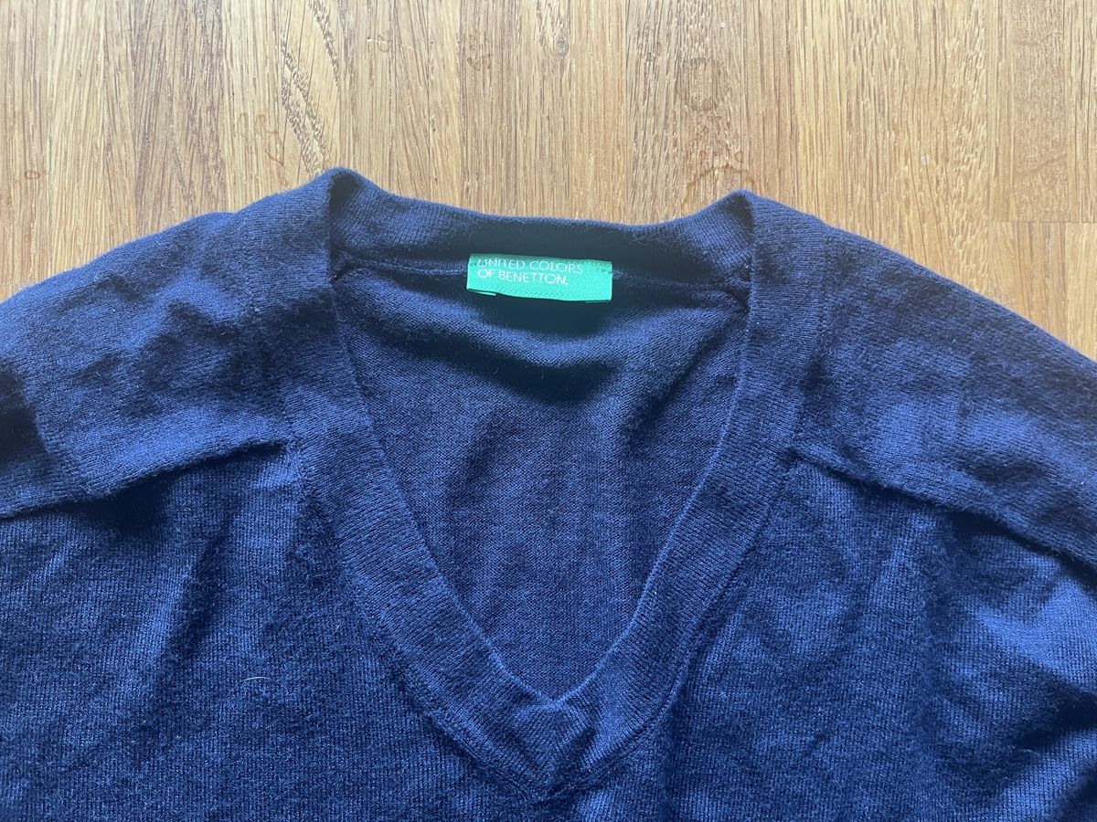 Benetton Maglioni & Felpe: Benetton Herrenpullover V-Neck blau S – Usato da Zürich venduto da cmono 1