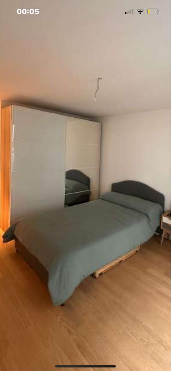 Betten: IKEA Bed 140x200 + mattress – Gebraucht aus Zürich von Louiz_Bal