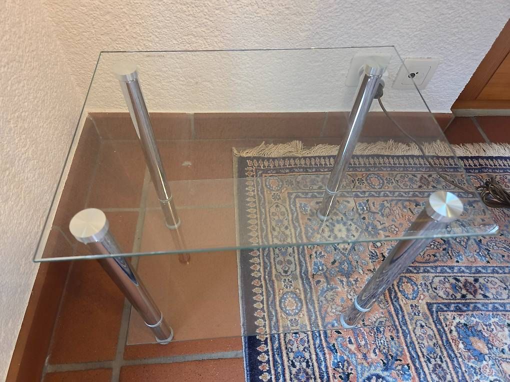 Tavoli: Beistelltisch aus Glas – Usato da Goldach venduto da ladybird75 1