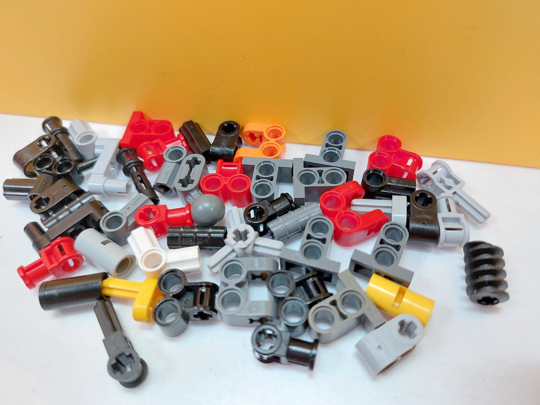 Lego Kit di costruzioni: LEGO Technic Ersatzteile - Kleinteile – Usato da St.Gallen venduto da TinasBauundSpiel 3