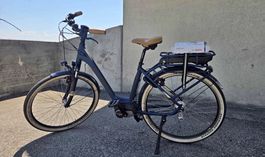 Vélo électrique e-bike Bosch Active Line,taille M,quasi neuf