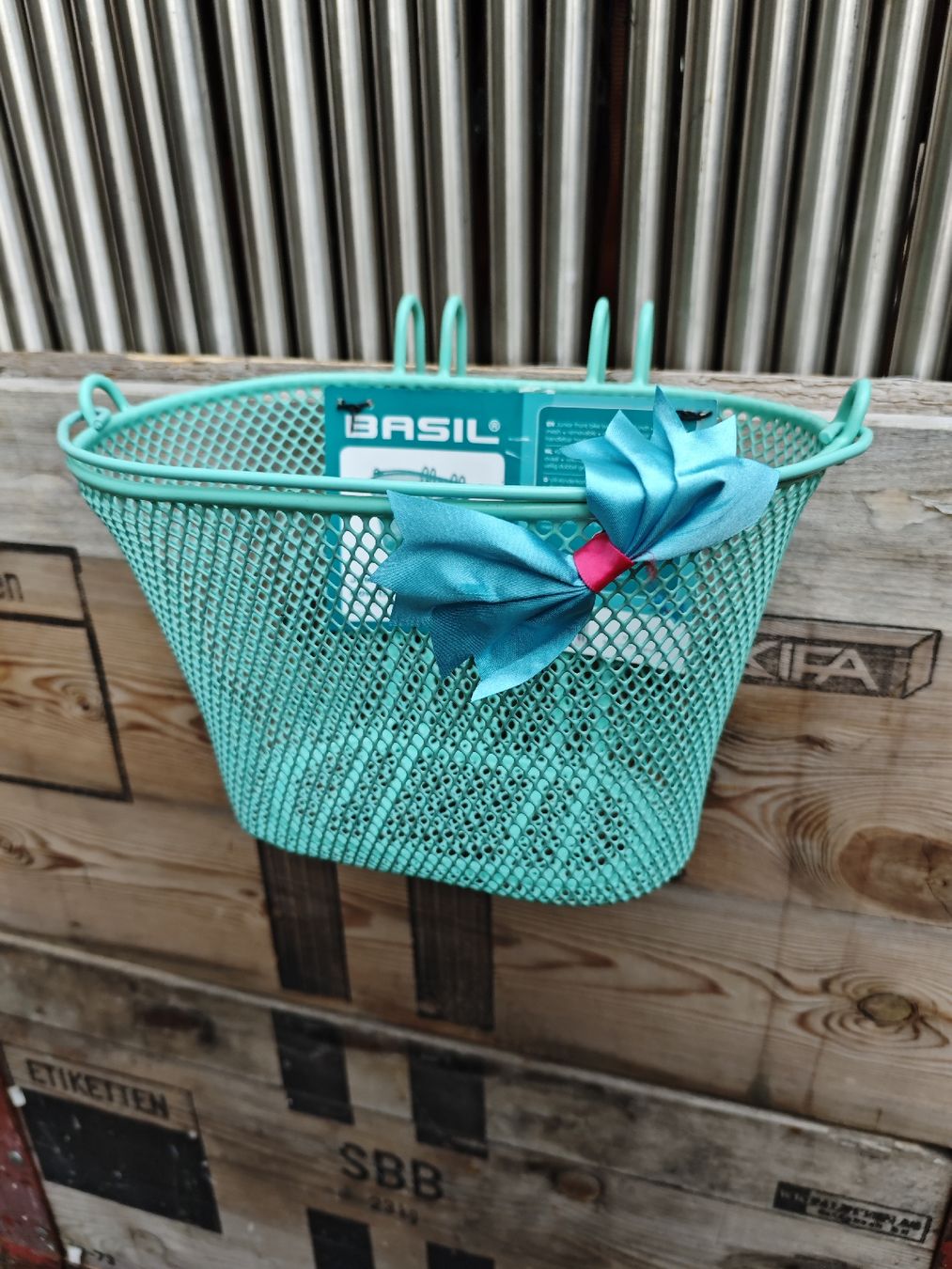 Altro per la casa: Fahrradkorb BASIL Jasmine mintgrün neu – Usato da Biel Bienne venduto da anjasch