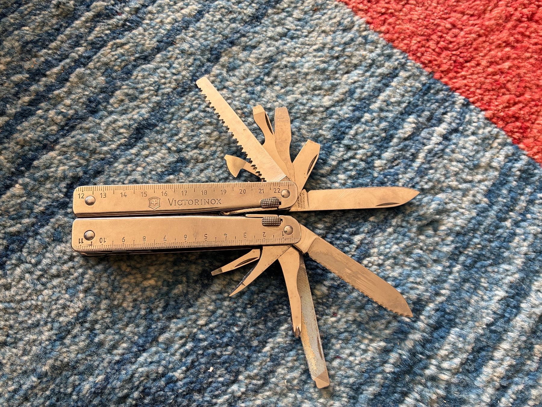 Victorinox Taschenmesser: Victorinox SwissTool Multitool – Gebraucht aus Zürich von pli_xm2c 2