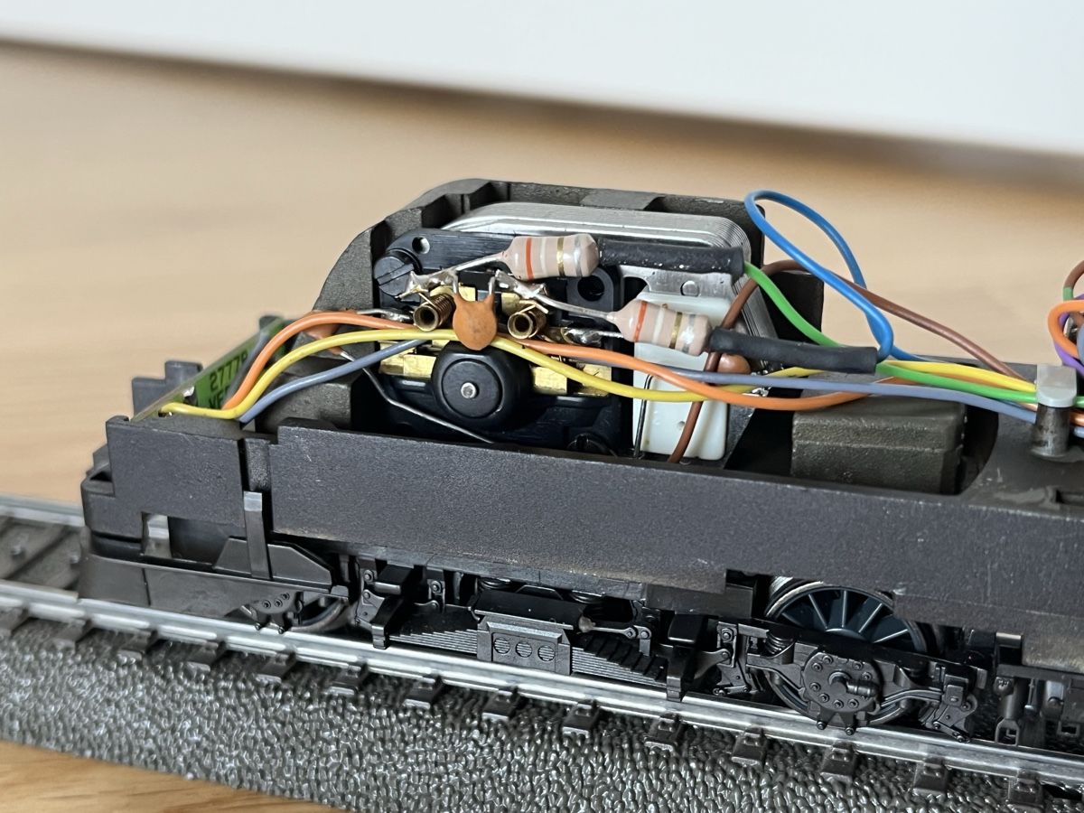 Märklin Modellini di ferrovie: SBB Ae 6/6 Genève Märklin Digital  – Usato da Basel venduto da Re620_11627 6