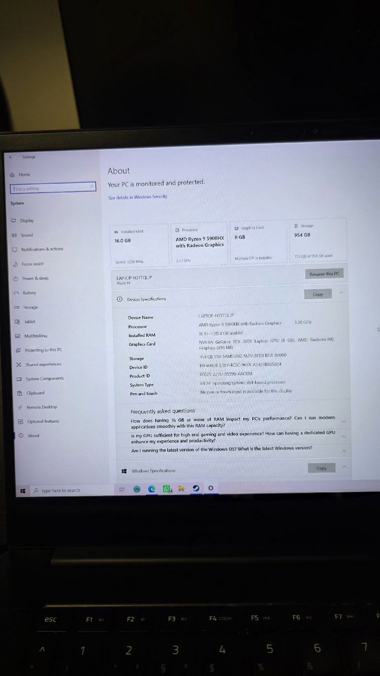 Razer Portables: Razer Blade 14 – D'occasion à Laax GR par chr_6q5z 8