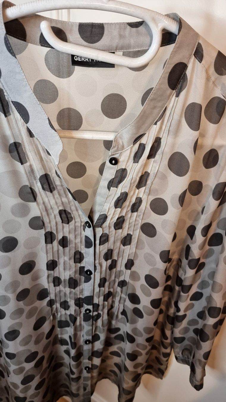 Gerry Weber Camicette: Gerry Weber Bluse Größe 40-L – Usato da Wald ZH venduto da Martin79 2