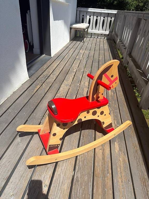 Giocattoli: Cheval en bois Janod – Usato da Genolier venduto da sun_hg7h 1