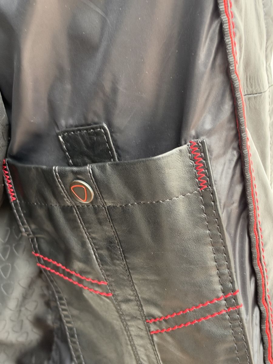 Strellson Giacche: Wunderschöne schwarze Strellson kurz Lederjacke – Usato da Basel venduto da WolfMArlow 4