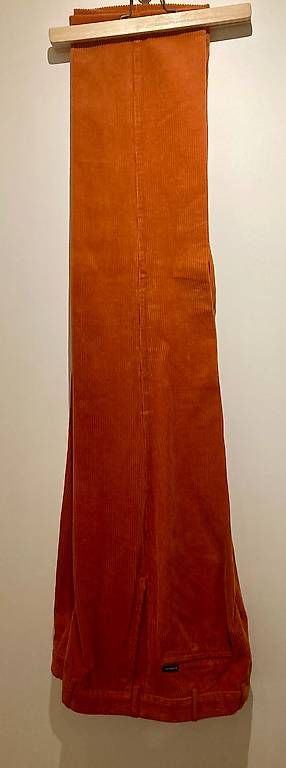 Burberry Pantaloni: Pantalon Burberry 48 – Nuovo (secondo la descrizione) da Lausanne venduto da duvy 1
