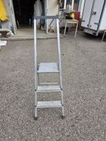 Zarges Stehleiter Aluminium 3 Sprossen mit Plattform 