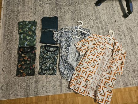 Sommer Hemden- und T-Shirt-Paket, Grösse M. Guter Zustand.