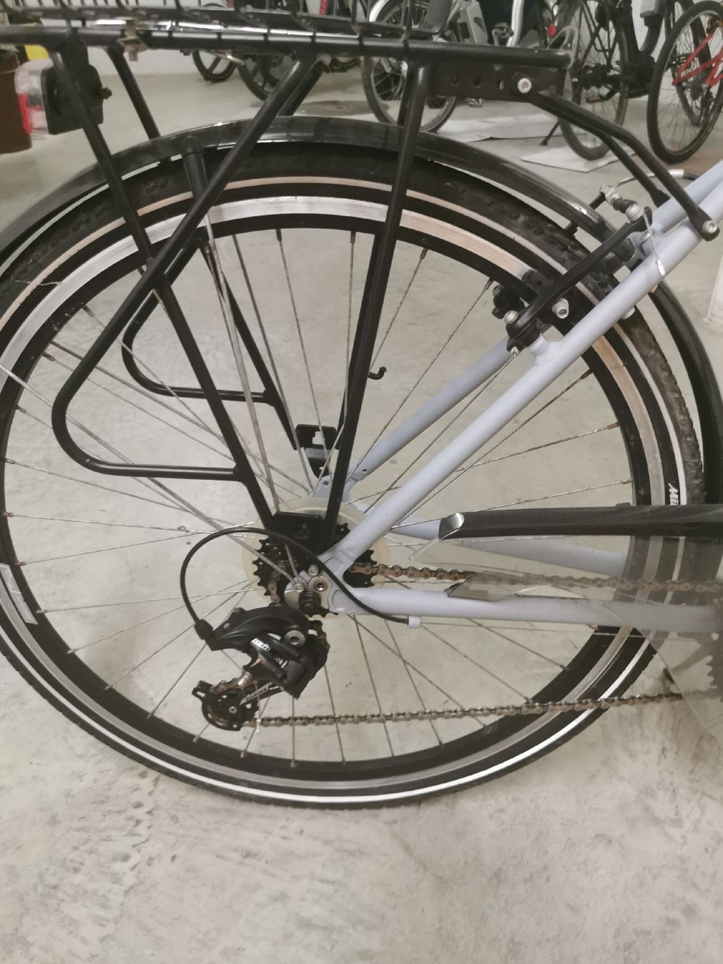 Pneumatici & Ruote complete: Herrenfahrrad 28 Zoll – Usato da Thayngen venduto da fische40 1