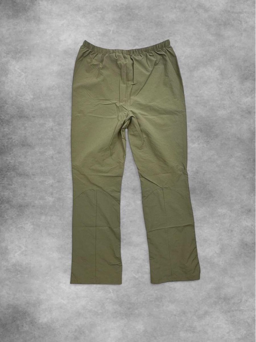 Nike Pantaloni: Nike trousers – Usato da Erlinsbach SO venduto da TogaResell 2
