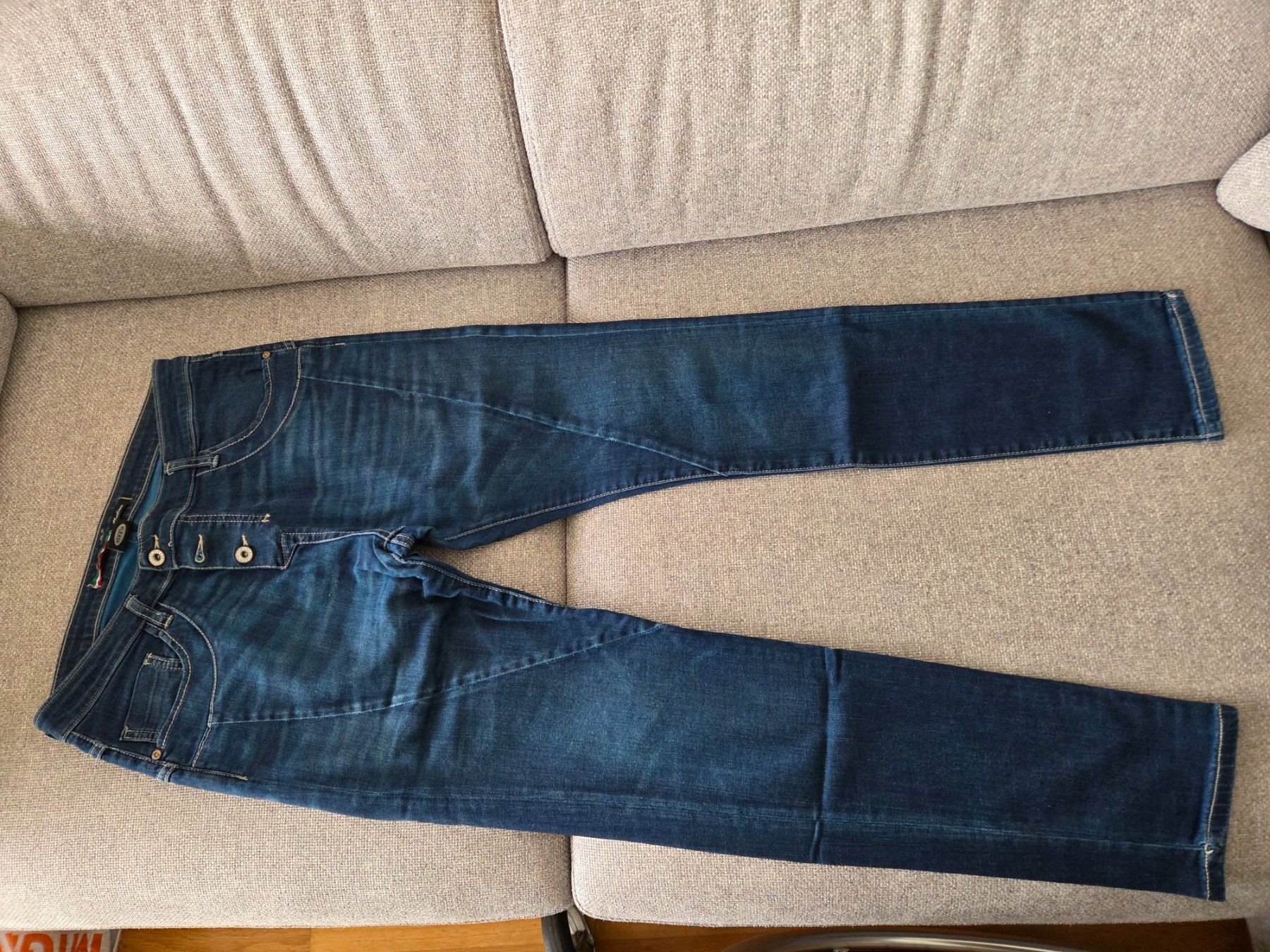 Please Jeans Jeans: Jeans Please M blue – Gebraucht aus Villars-sur-Glane von Bolinot