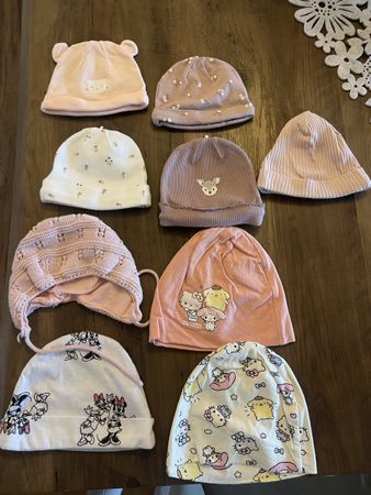 Diverse Babymützen