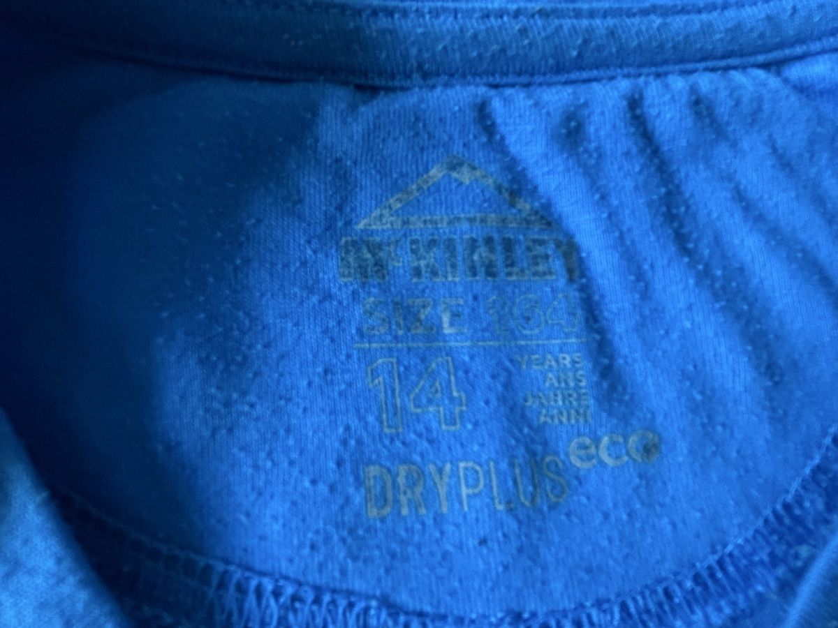 Mckinley Hemden, T-Shirts & Polos: MC Kinley Sportshirt – Gebraucht aus Seewen von dvh05 2