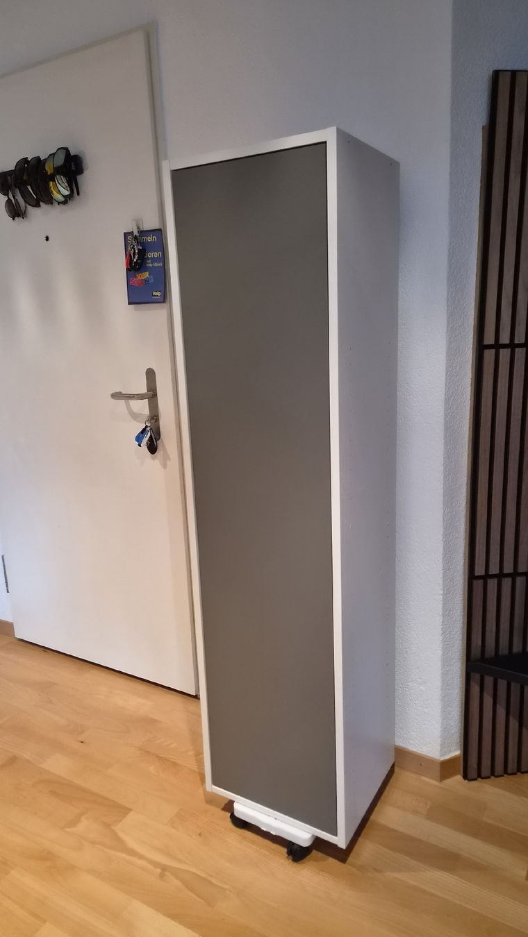 Cassettiere: Stabiles Regal / Schrank / Sideboard – Usato da Merenschwand venduto da Irina13