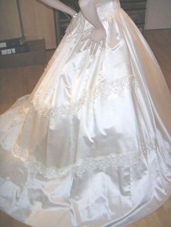Brautkleid La Sposa Emé die Aimée 38 40 creme Spitzen