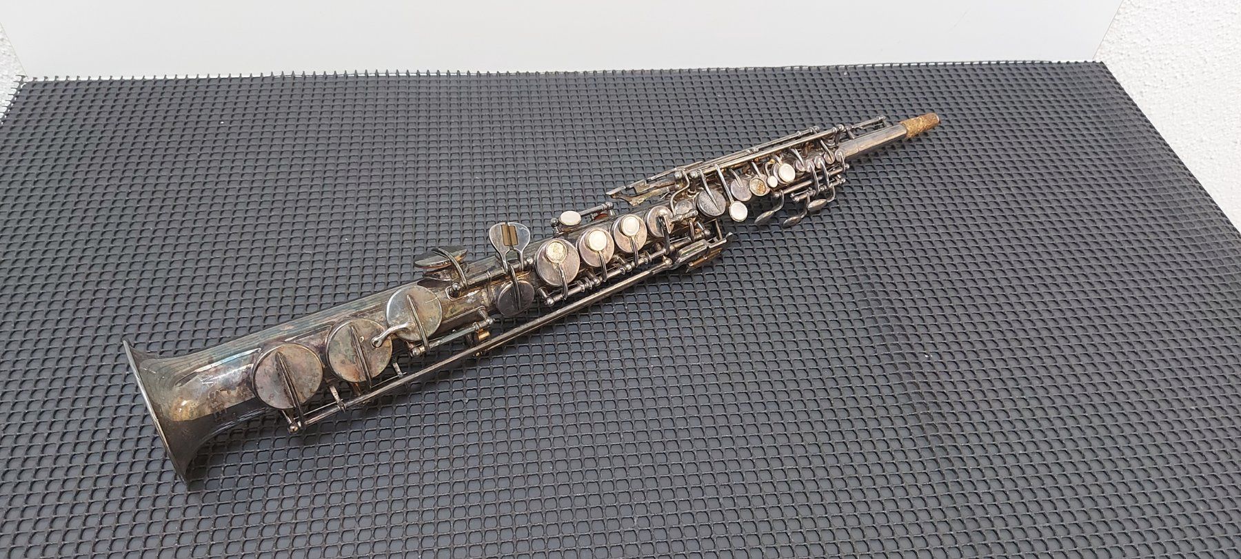 Strumenti musicali: Master Sopran saxophon wie abgebildet – Difettoso da Glattbrugg venduto da Swissmusik