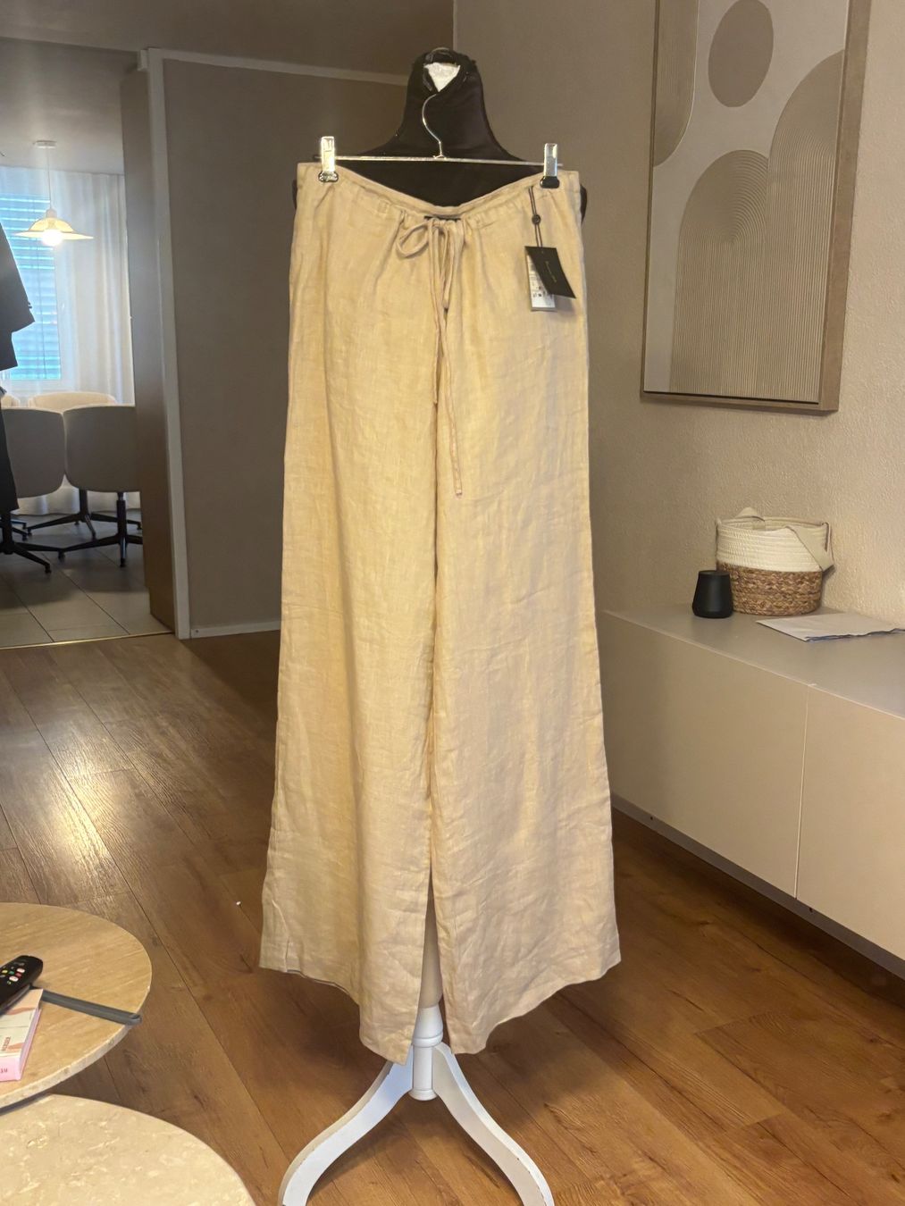 Massimo Dutti Pantalons: Massimo Dutti Marlenehose 100% Leinen Neu – Neuf (Voir description) à St. Margrethen SG par dijanaO 1