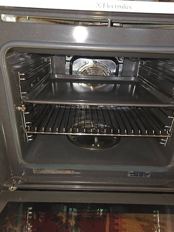 Backöfen: Elektrolux Backofen kombi  profi steam – Gebraucht aus Hunzenschwil von Noaeli 2