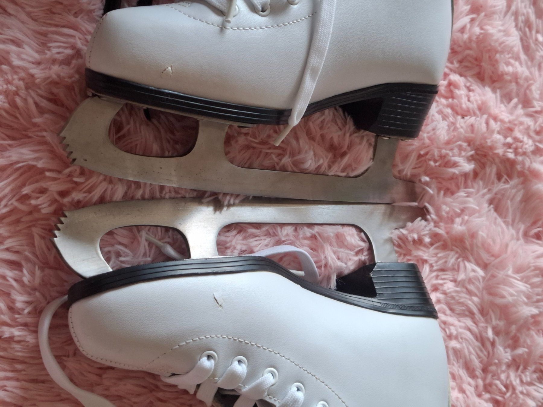 Pattini da ghiaccio: Damen/Mädchen Schlittschuhe Gr. 36-37 – Usato da St. Gallen venduto da Katecat7moon 5