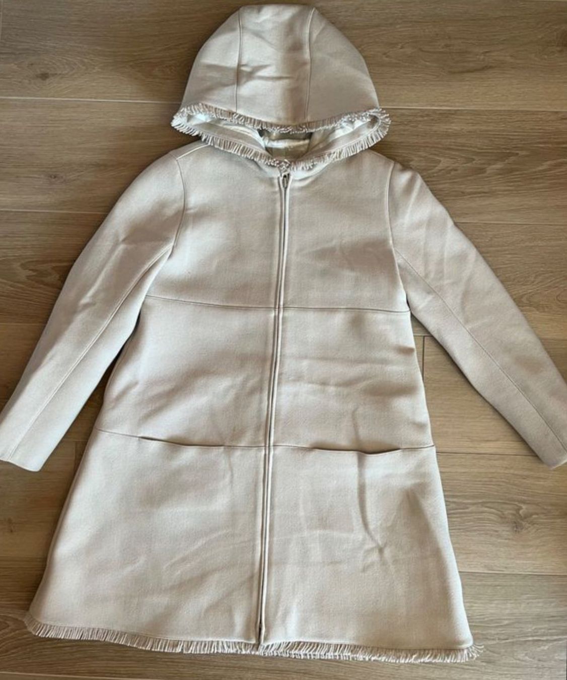 Cappotti: Courrèges Paris, Size 38, Coat, Beige, Top Condition! – Nuovo (secondo la descrizione) da Zug venduto da LindaManga